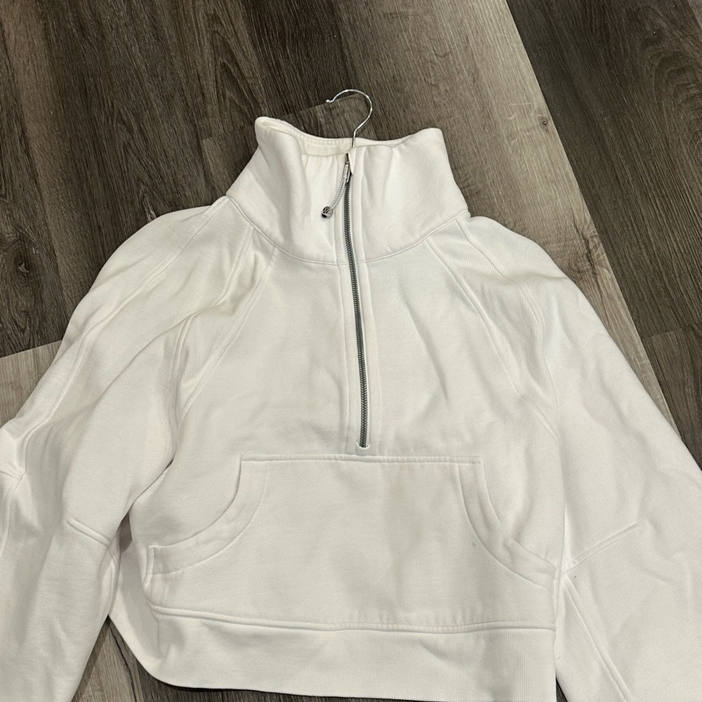 Lululemon women’s oversized half zip sweatshirt